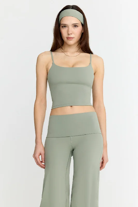 DAYFLEX BUILT-IN SUPPORT SPAGHETTI STRAP CAMI TANK - VINTAGE KHAKI