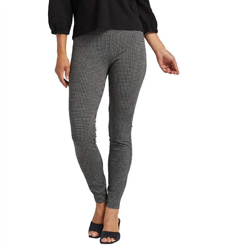 Ricki Mid Rise Legging In Houndstooth