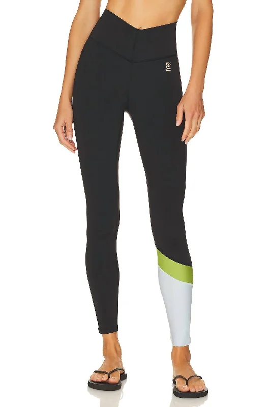 Sprint Time Leggings In Black