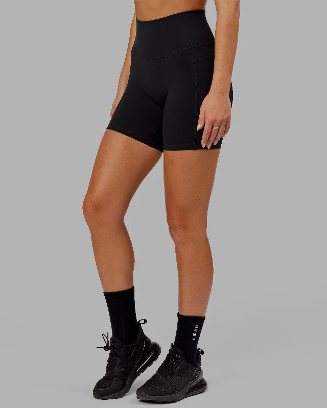 Fusion Mid-Length Shorts - Black